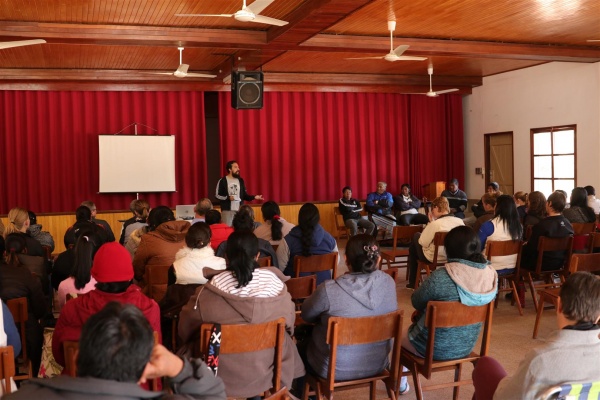 Colaboradores del Dpto. de Salud participan de retiro espiritual